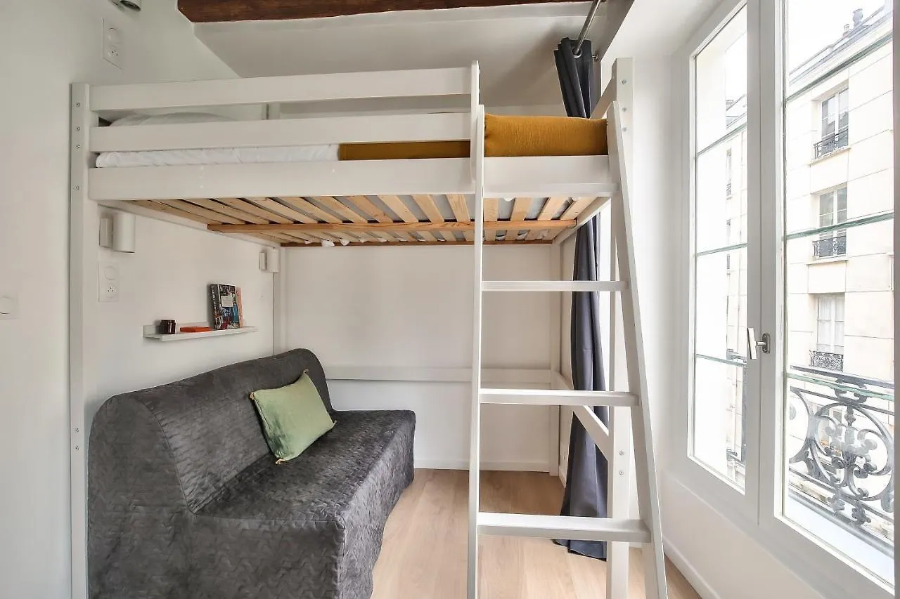 Cosy Mezzanine Studio In The Heart Of パリ アパート