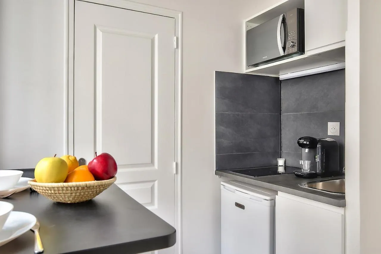 Apartment Cosy Mezzanine Studio In The Heart Of Paris France